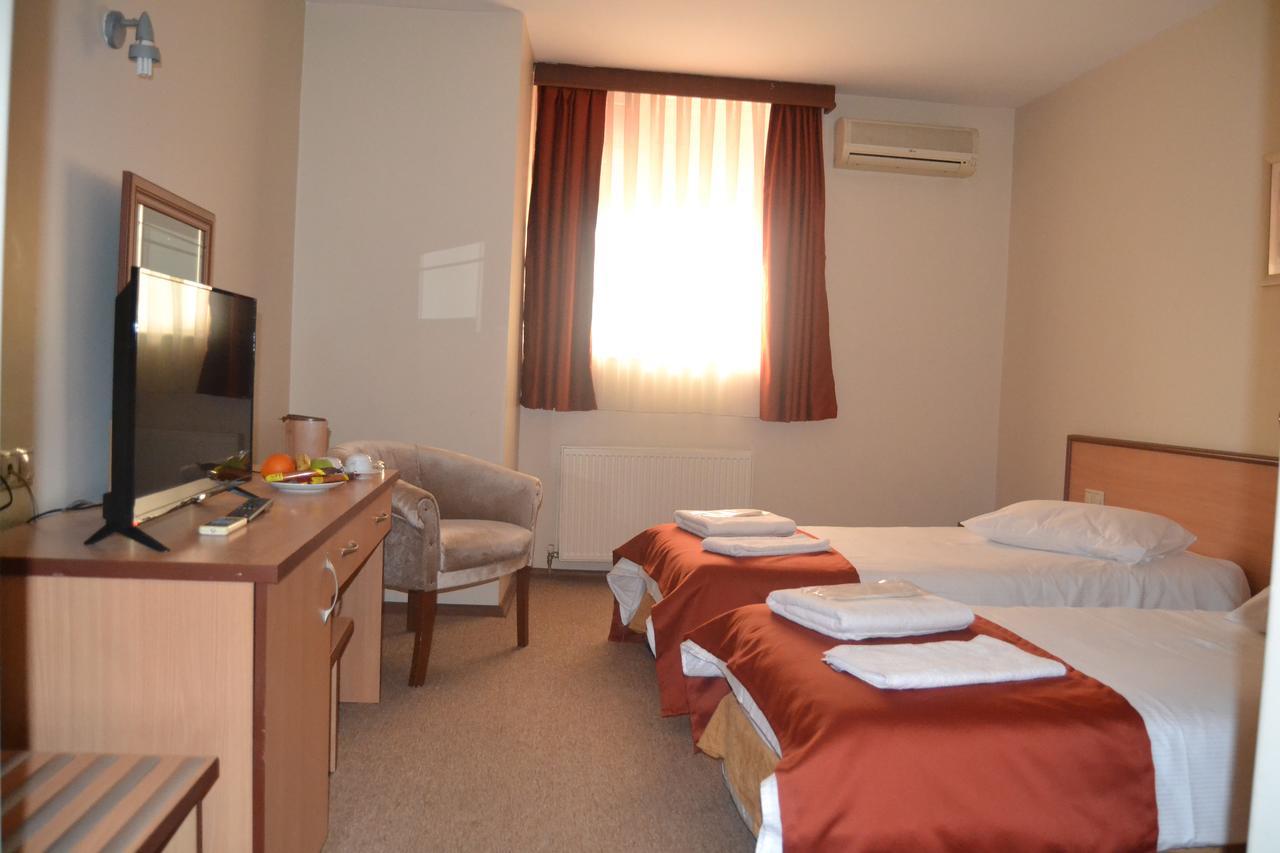 Duzce Han Otel Exterior foto